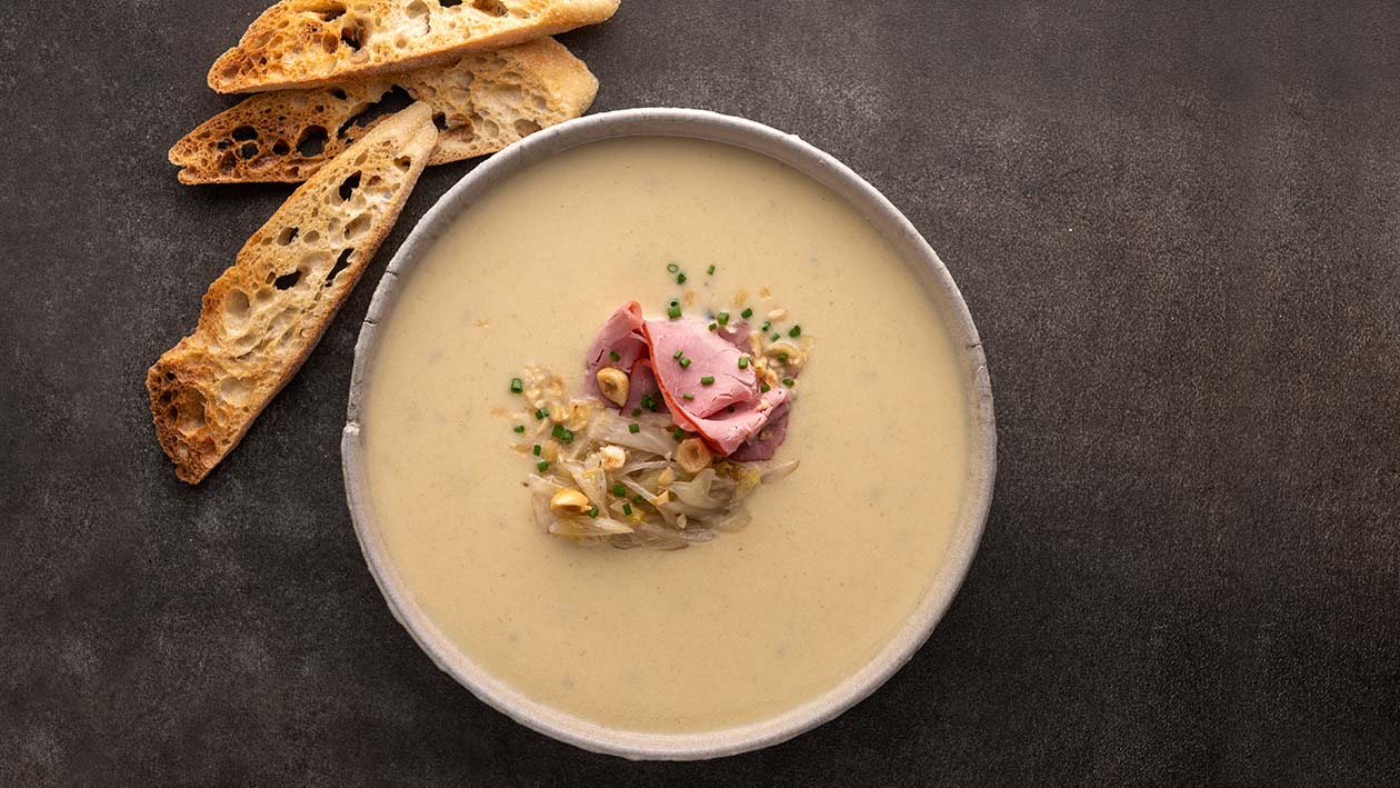 Soupe de chicons à la moutarde et au pastrami Recette